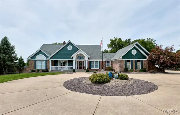 2144 Jarvis RD, Foristell, MO 63348