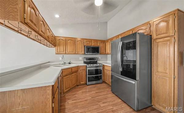 16975 Lensman RD, St Robert, MO 65584