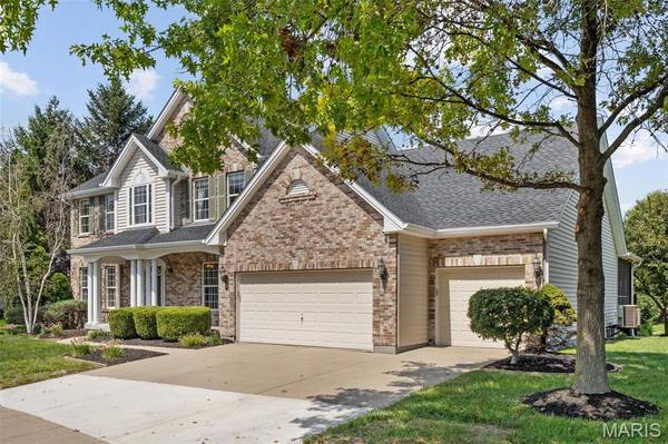 17835 Westhampton Woods DR, Chesterfield, MO 63005