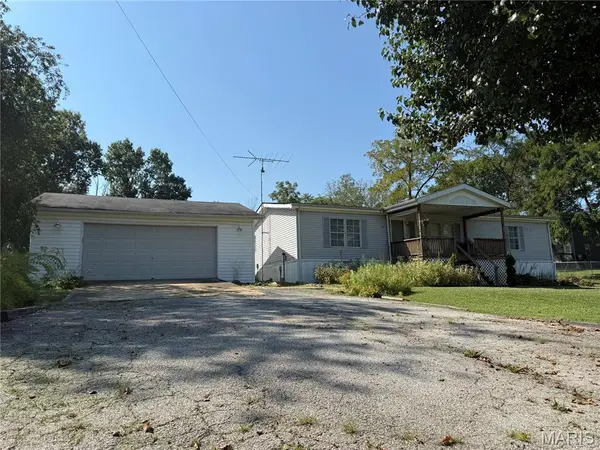 10 E 1st ST, Gerald, MO 63037