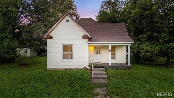 805 S Clark ST, Bellflower, MO 63333