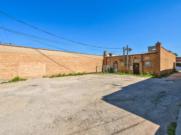 5924 W Lawrence AVE, Chicago, IL 60630
