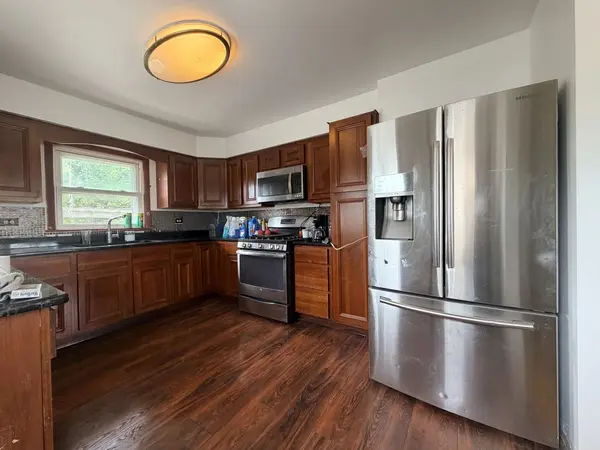 128 N YORK RD, Bensenville, IL 60106