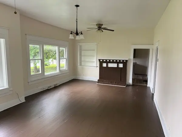 315 W Walnut ST, Carbondale, IL 62901
