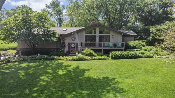 40484 Sunset DR N, Antioch, IL 60002