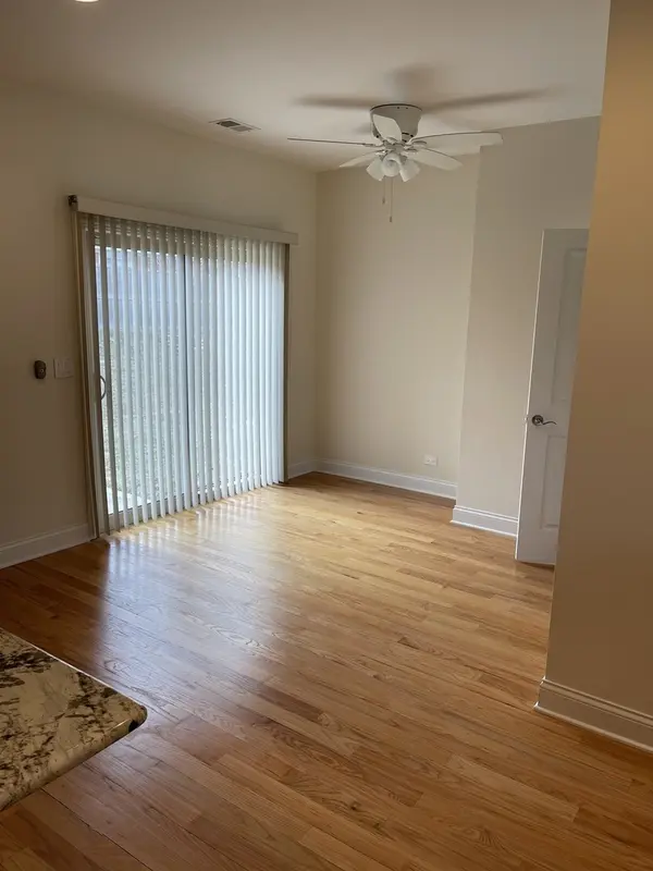 908 East ST, Lemont, IL 60439
