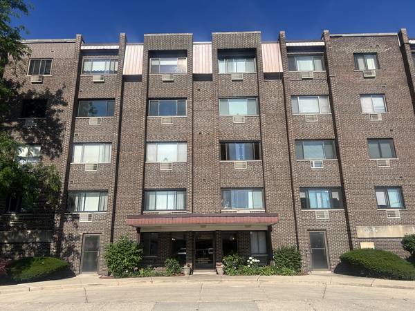 4623 N Chester AVE #110, Chicago, IL 60656