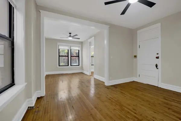 614 S Loomis ST #1, Chicago, IL 60607