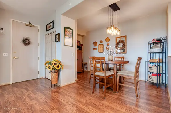1761 PAVILION WAY #503, Park Ridge, IL 60068