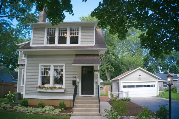 84 S Caroline ST, Crystal Lake, IL 60014