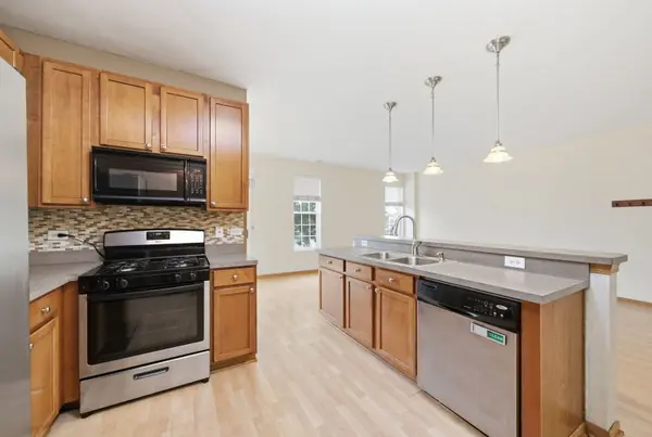 5009 Corning CT #5009, Plainfield, IL 60586