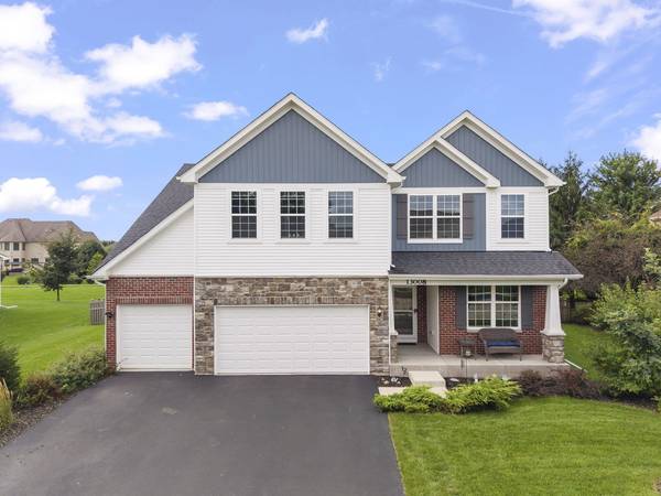 13008 Timber Wood CIR, Plainfield, IL 60585