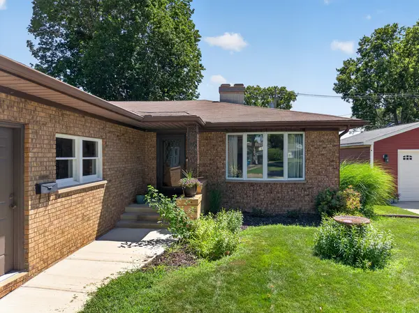 802 Adams ST, Ottawa, IL 61350