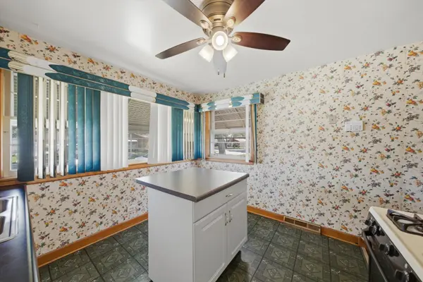 624 MARSHALL AVE, Bellwood, IL 60104