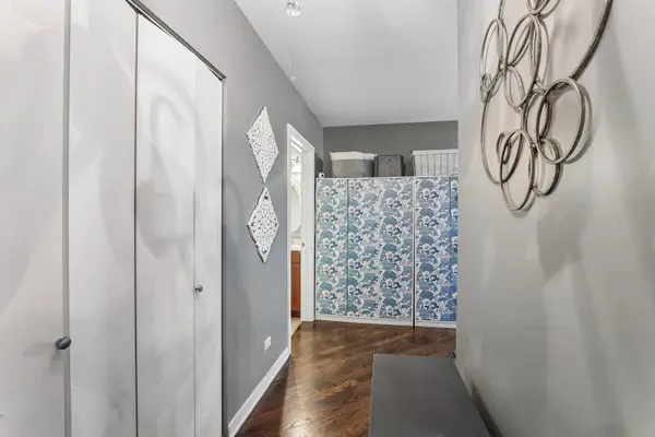 3550 W Montrose AVE #506, Chicago, IL 60618