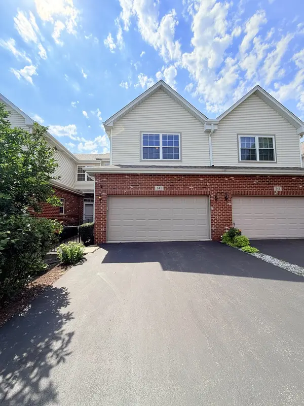 541 GOODWIN DR, Bolingbrook, IL 60440
