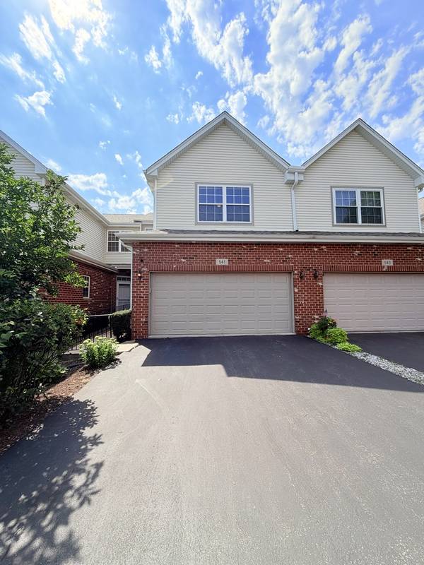 541 GOODWIN DR, Bolingbrook, IL 60440