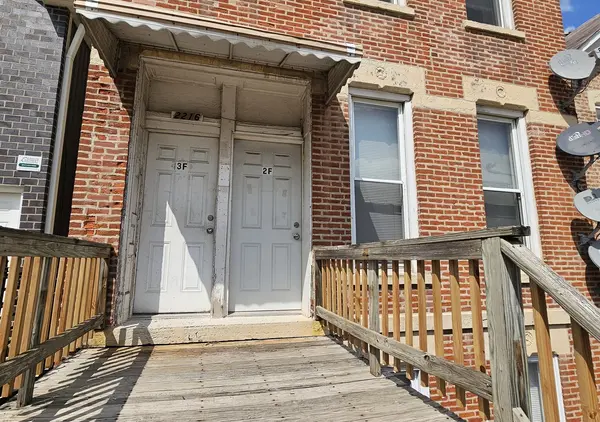 2216 W 21st PL #3F, Chicago, IL 60608