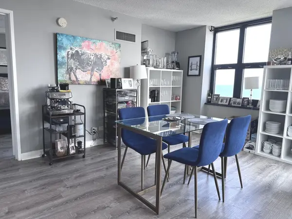 3660 N Lake Shore DR #2401, Chicago, IL 60613