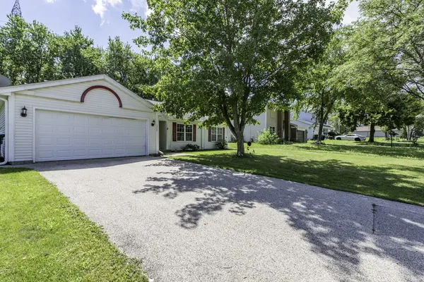 3609 Harbor Ridge DR, Zion, IL 60099