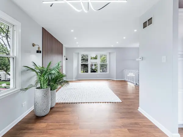 113 Camelot WAY, Bolingbrook, IL 60440