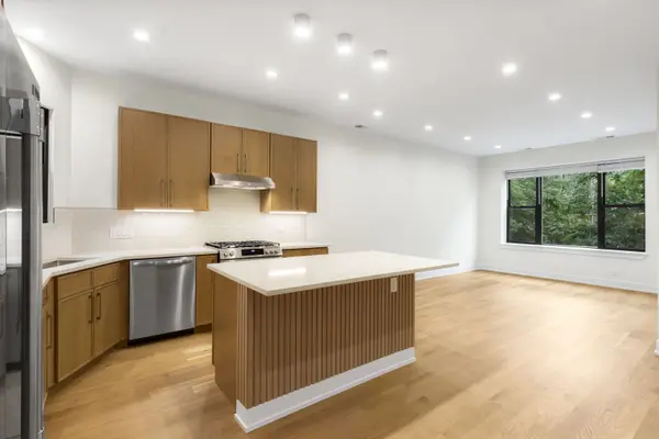 1246 W Bryn Mawr AVE #2, Chicago, IL 60660
