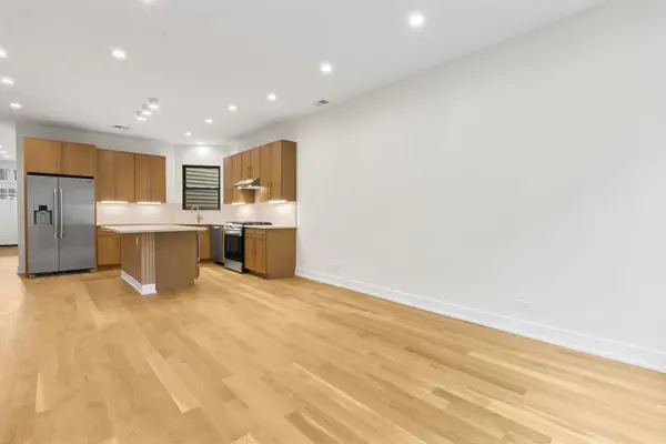 1246 W Bryn Mawr AVE #2, Chicago, IL 60660