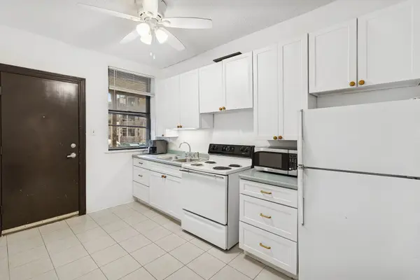 5337 S Ellis AVE #1C, Chicago, IL 60615