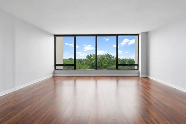 5445 N Sheridan RD #804, Chicago, IL 60640