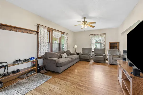730 7th AVE S, Clinton, IA 52732