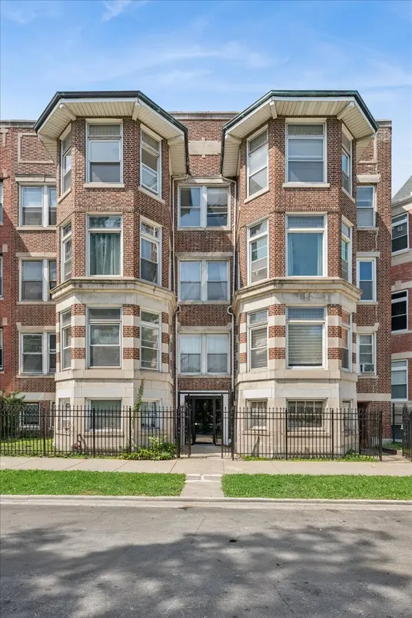 4530 S King DR, Chicago, IL 60653
