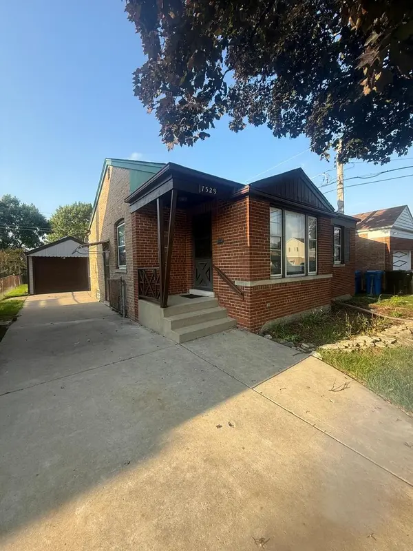 7529 W Rosedale AVE, Chicago, IL 60631