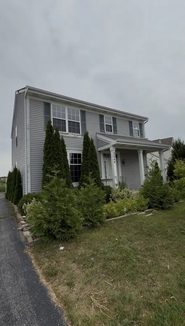 3244 Holden CIR, Matteson, IL 60443