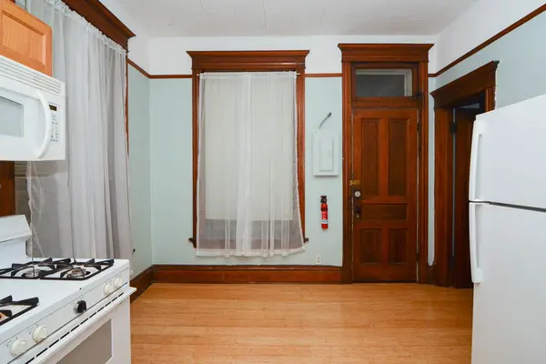 1723 W HURON ST #2F, Chicago, IL 60622