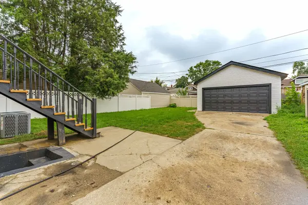 6429 28th ST, Berwyn, IL 60402