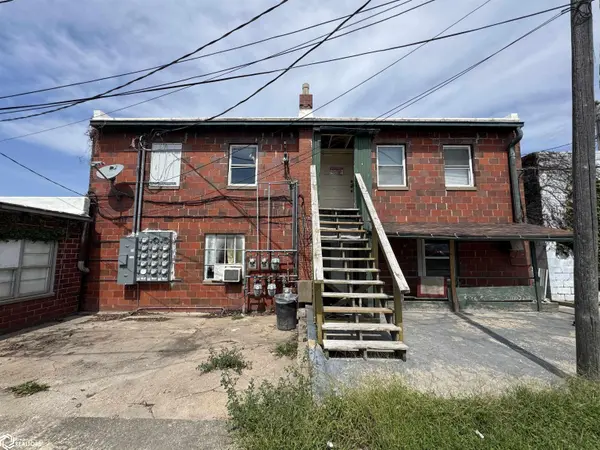 17 W 4Th ST, Atlantic, IA 50022