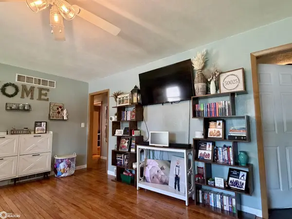 1207 N Division ST, Audubon, IA 50025
