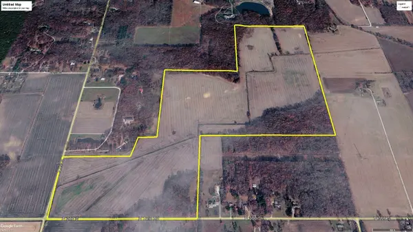 550 E Toto RD, Knox, IN 46534