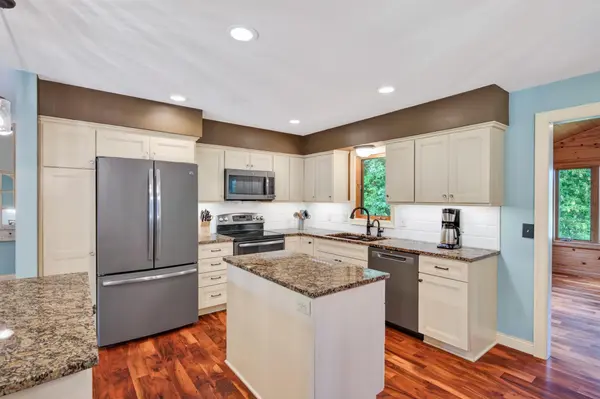 6227 Annapolis LN N, Maple Grove, MN 55311