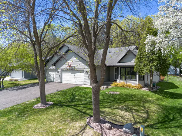 9419 James AVE N, Brooklyn Park, MN 55444
