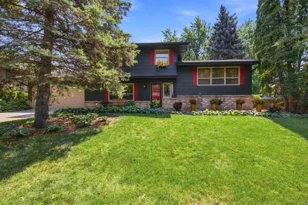10545 Johnson RD, Bloomington, MN 55437