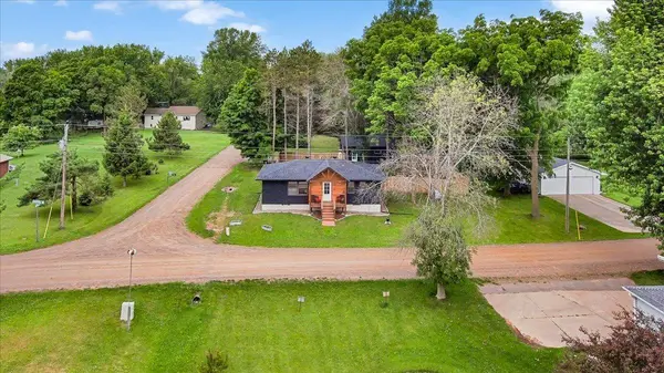 1410 464th ST, Stanchfield, MN 55080