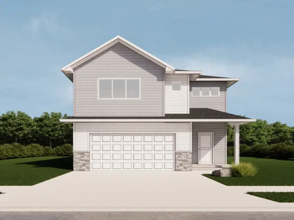 2608 36th AVE S, Moorhead, MN 56560