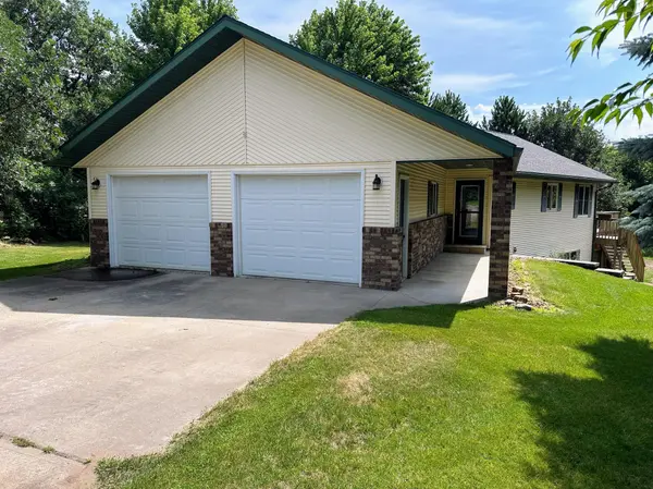 44198 Mosquito TRL, Perham, MN 56573
