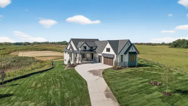 7947 207th ST E, Credit River, MN 55372