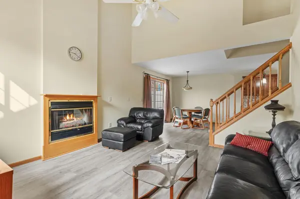 611 85th LN NW #5, Coon Rapids, MN 55433