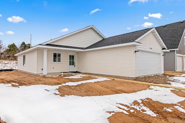 31706 Madison RD, Lindstrom, MN 55045