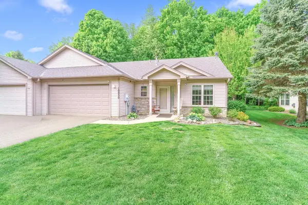 10850 Woodland DR, Chisago City, MN 55013