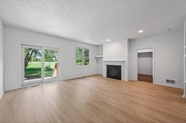 11374 Balsam WAY, Woodbury, MN 55129