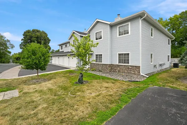 4171 3rd ST NE #102, Columbia Heights, MN 55421